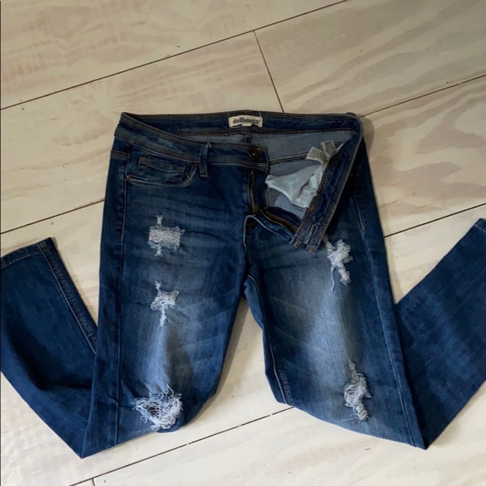 👖 EUC Ripped Jeans 👖 - Picture 2 of 5